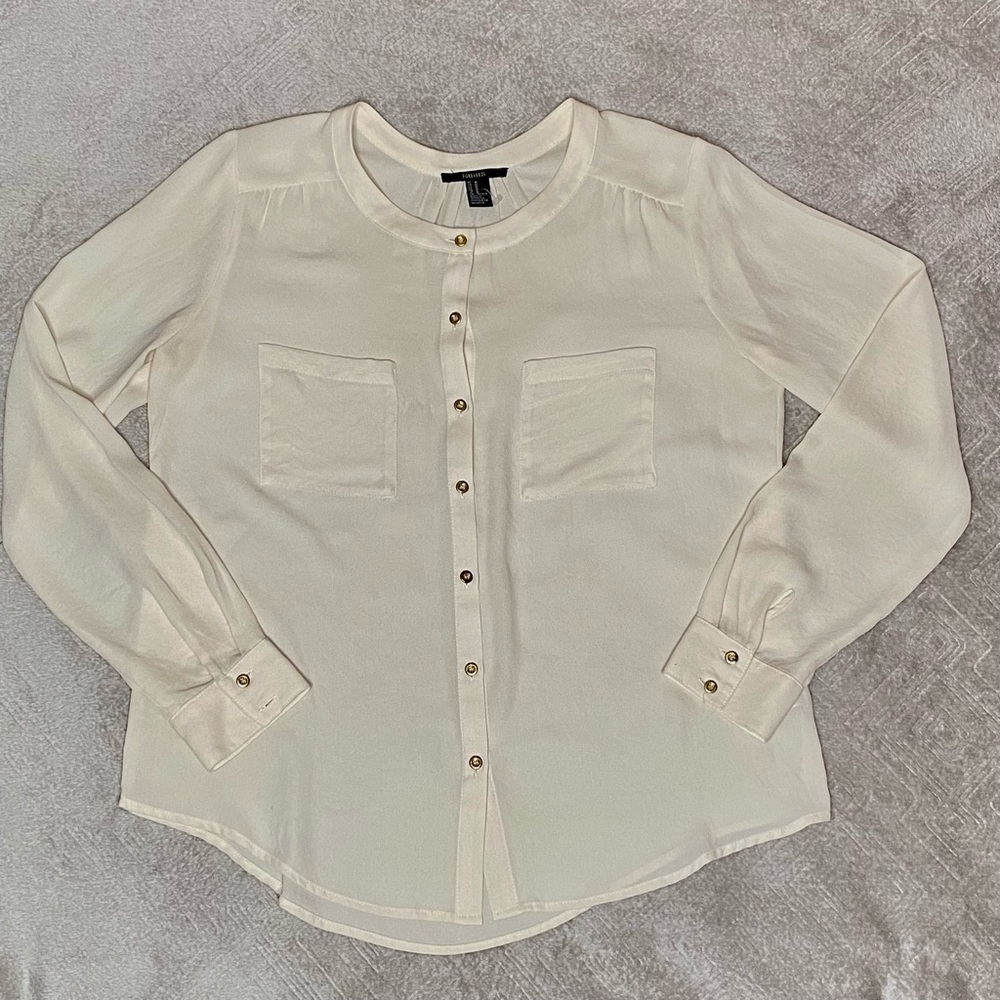 FOREVER 21 Women's Classy Cream Button-Up Blouse US M - Picture 7 of 10